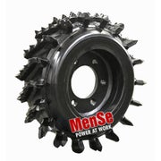 Joustava XL sy&ouml;tt&ouml;rulla John Deere H745 harvesterikouraan