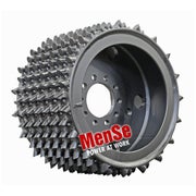 Aggressiivinen ter&auml;ssy&ouml;tt&ouml;rulla 22x25 Charlier 452 harvesterikouraan