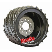 Kuoriva ter&auml;ssy&ouml;tt&ouml;rulla Komatsu S92 ja LogMax 5000 harvesterikouraan